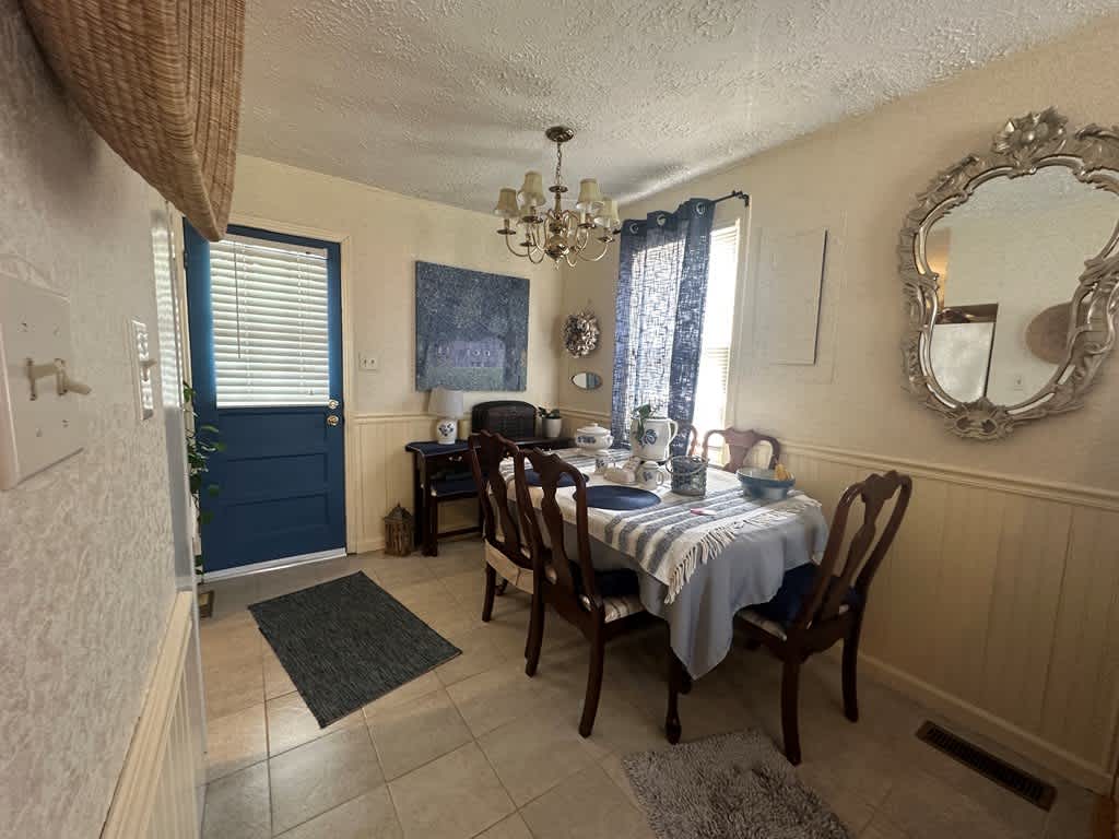 204 Crest Drive – photo 3