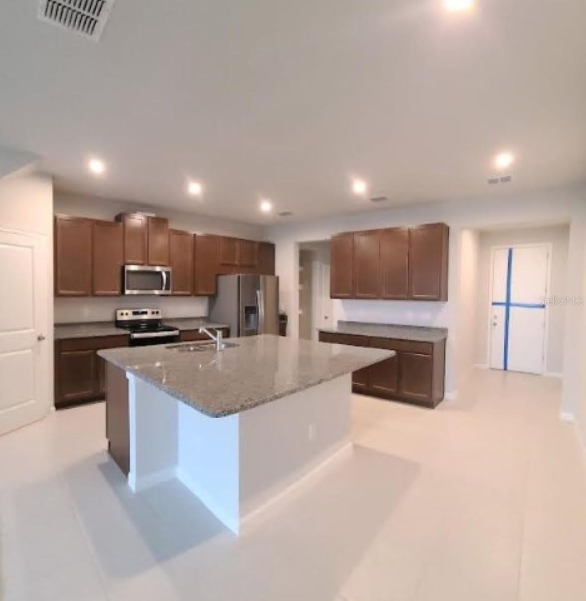 2525 ARBOR WIND Drive – photo 4