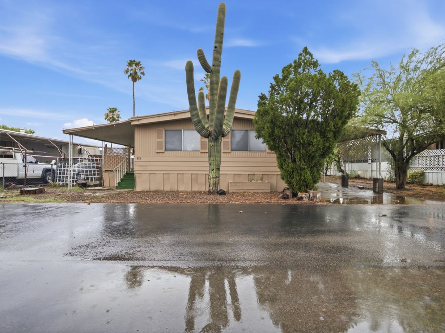 3 Bedroom 2 Bathroom With community Pool! – photo 2