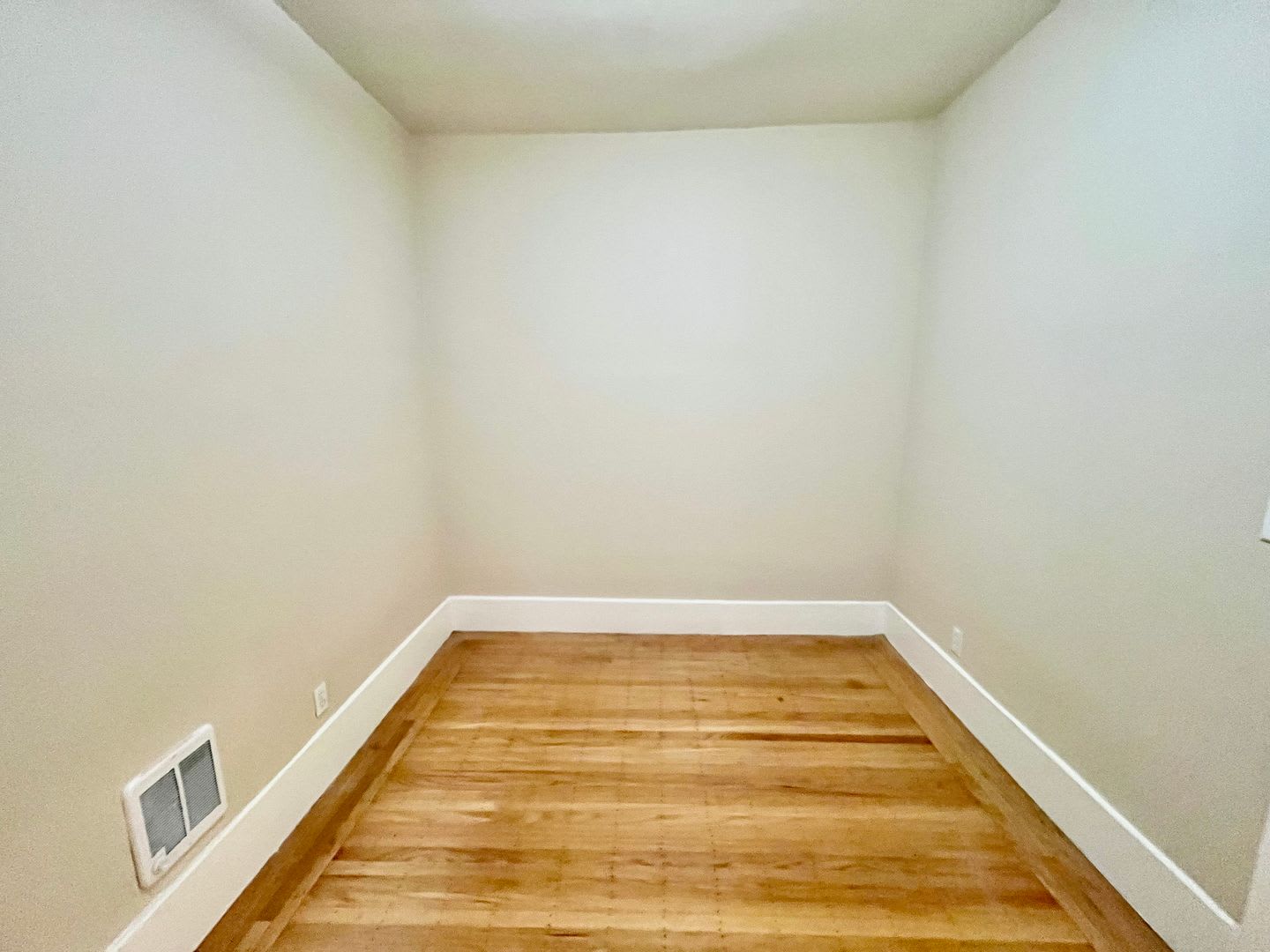 Gorgeous Victorian 1 Bed 1 Bath In The Heart Of The Haight – photo 5