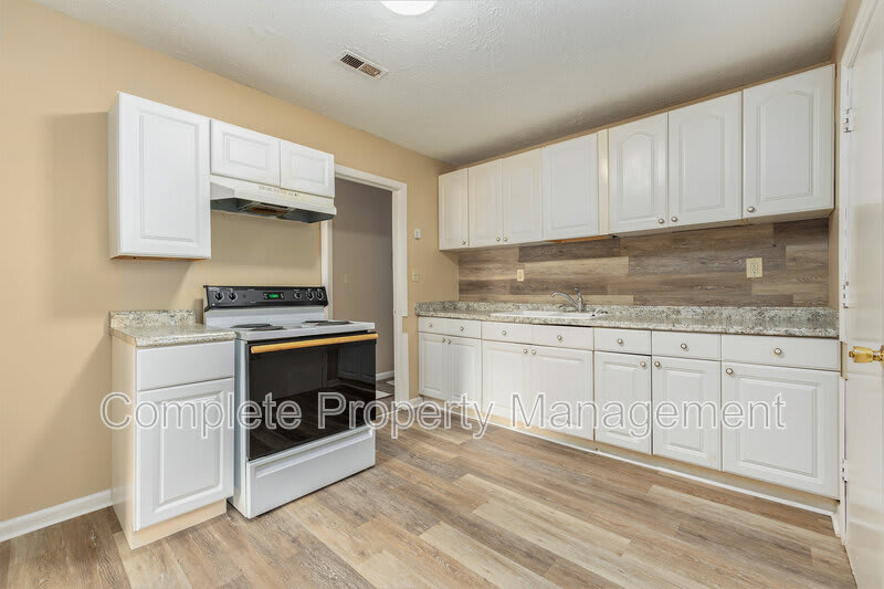 3400 Walnut Avenue Southwest – photo 5