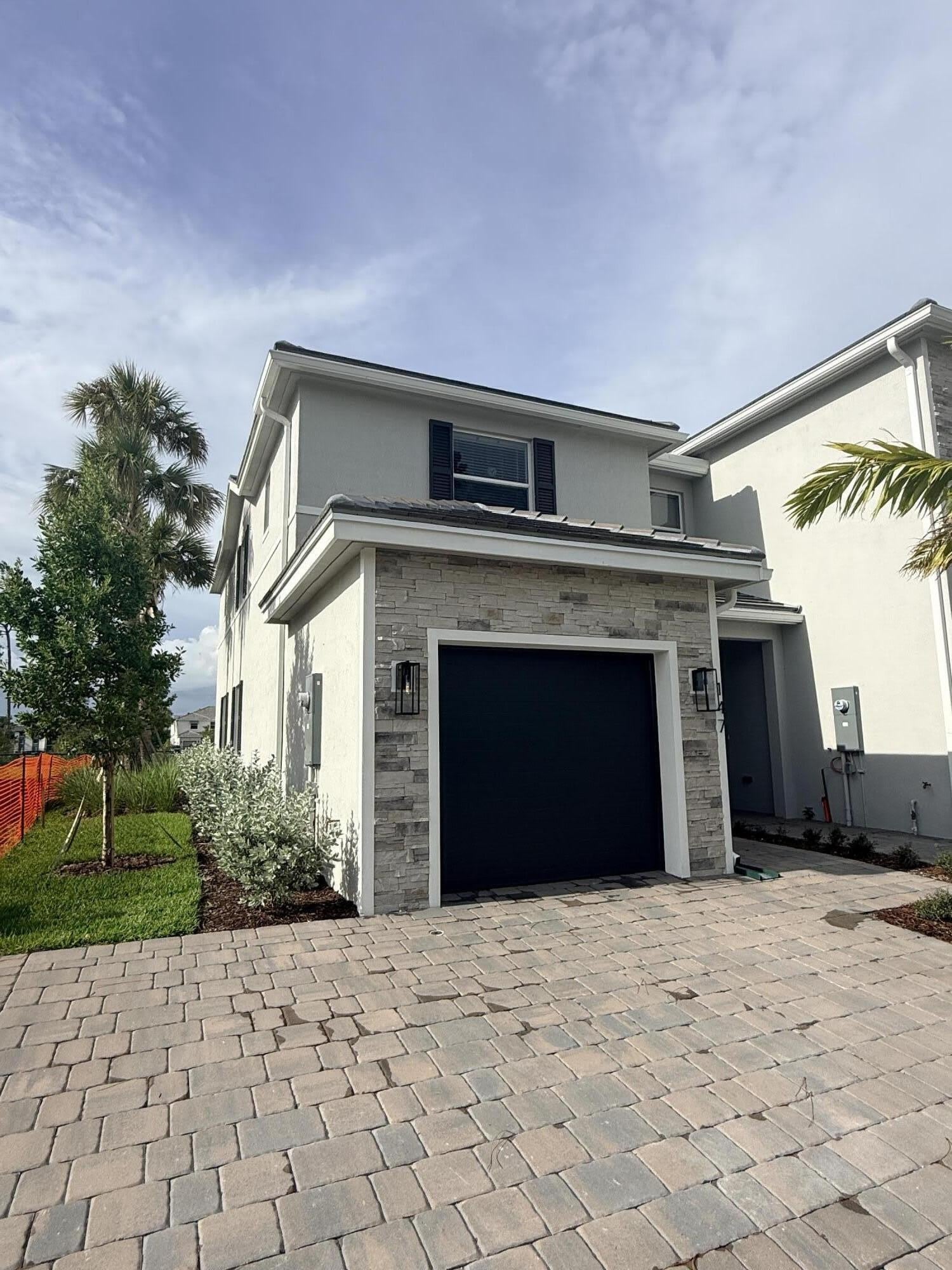147 LAKESIDE LANDING Court – photo 2