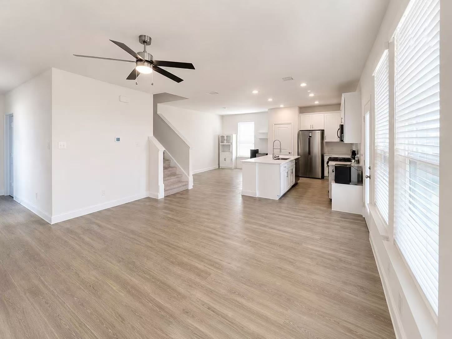 1328 Middlebrooks Drive – photo 3
