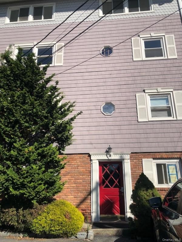 76 Bayview Avenue – photo 3