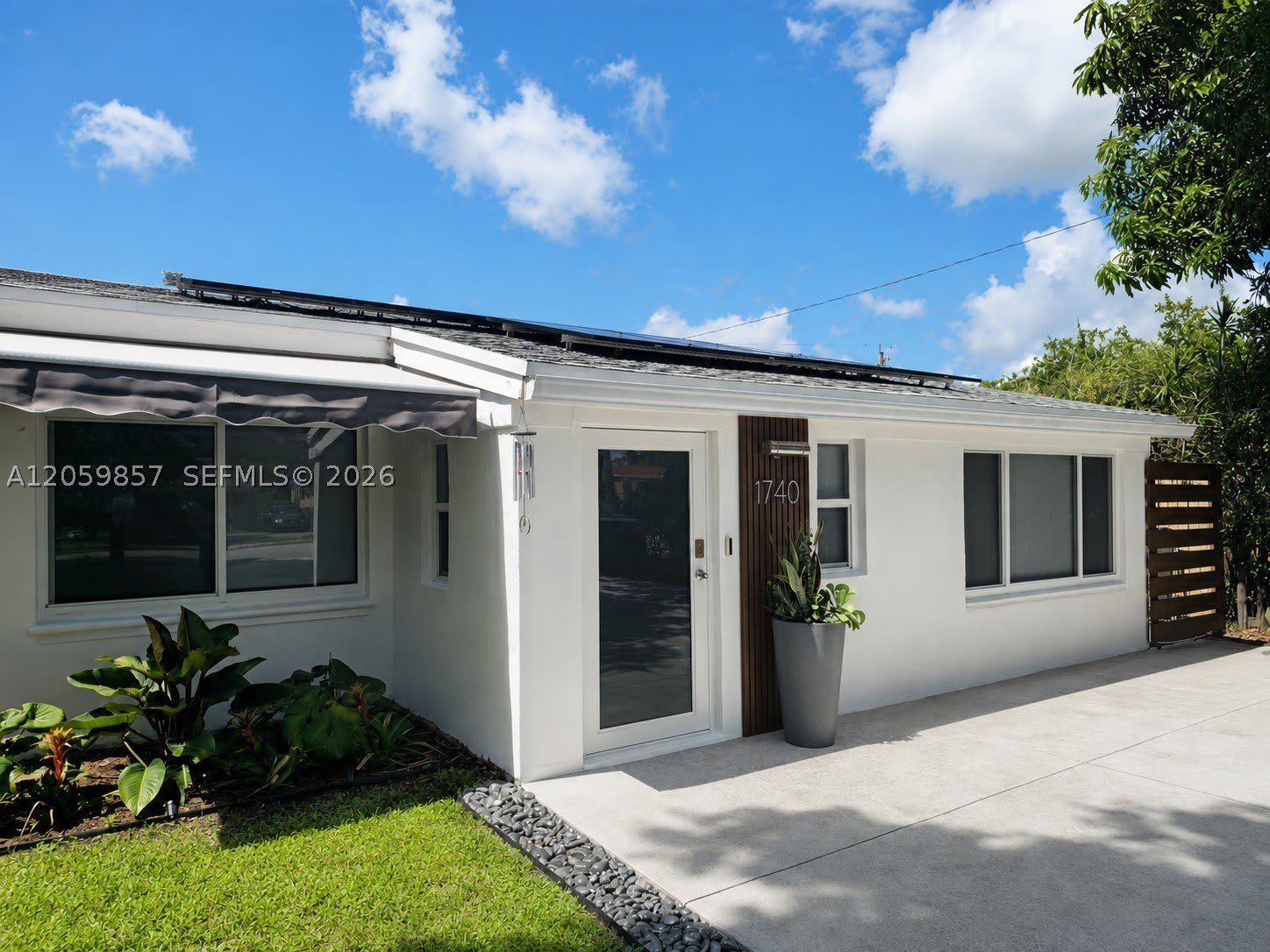 1740 NE 181st St – photo 4