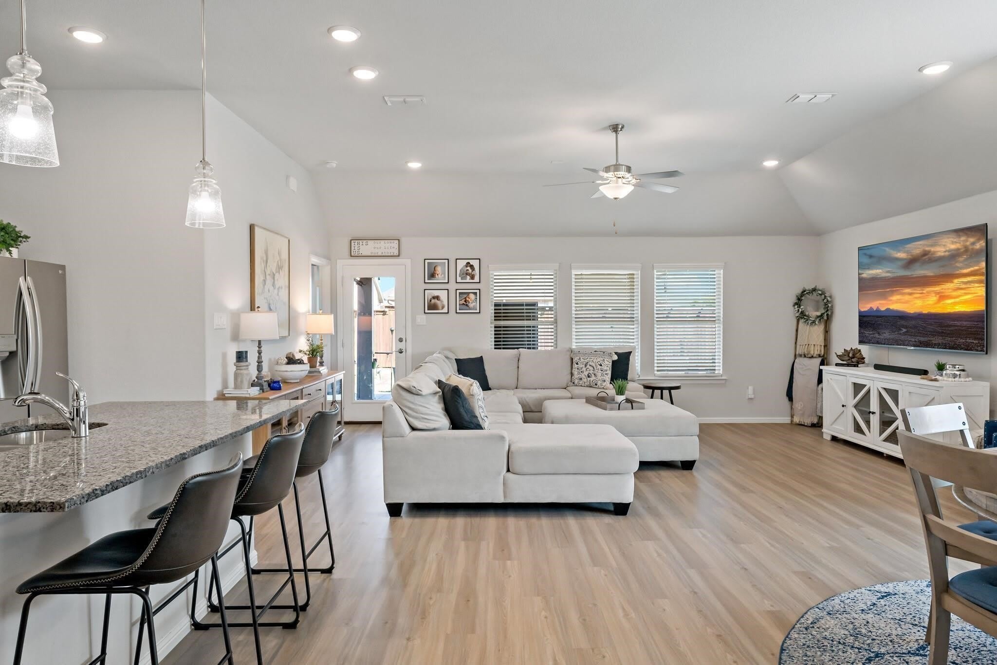 1517 Sweetwater Way – photo 4