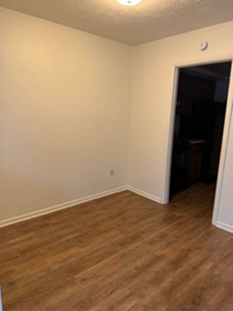 834 Sussex Place – photo 5