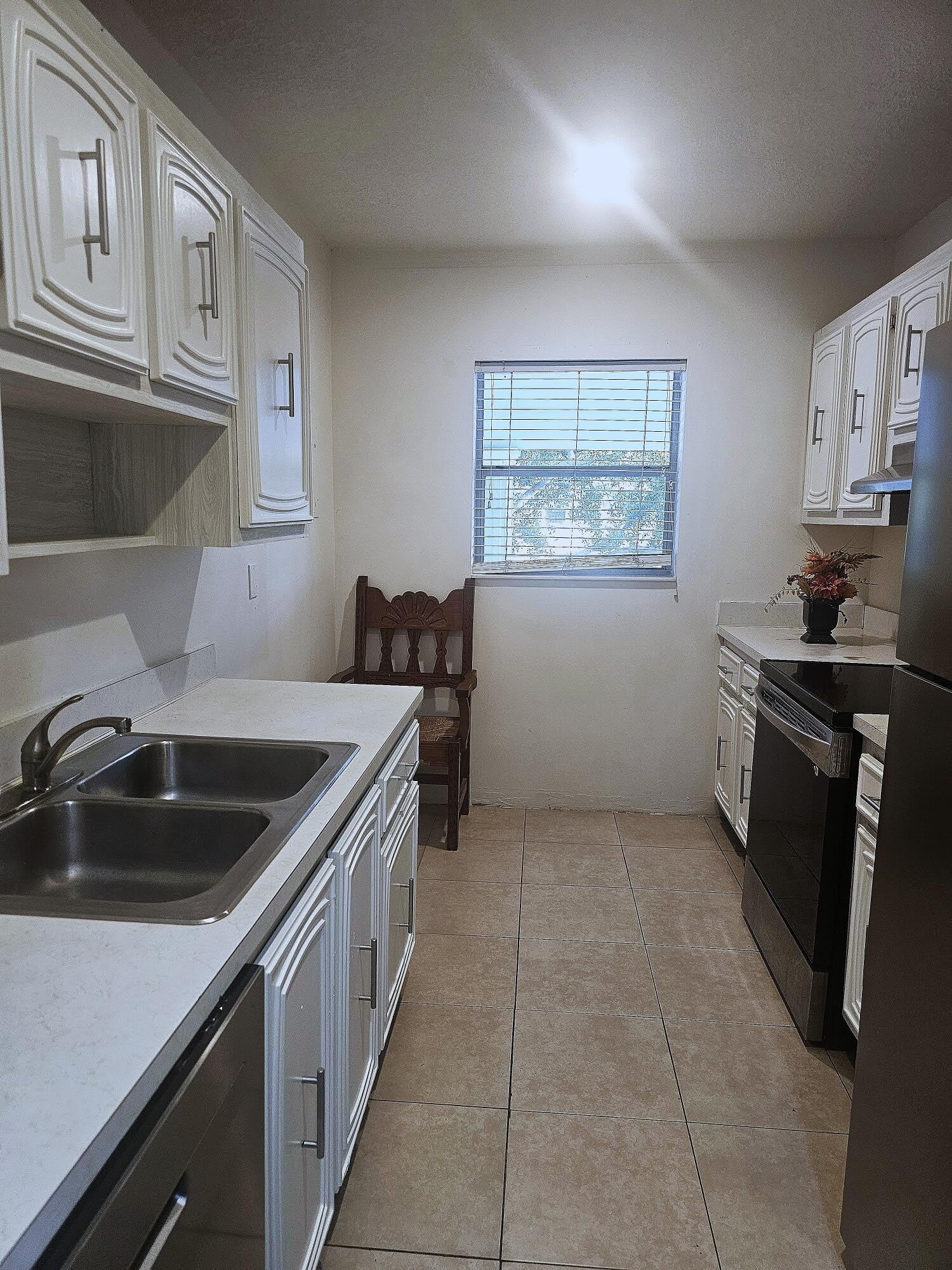 2600 SW 22nd Avenue – photo 2