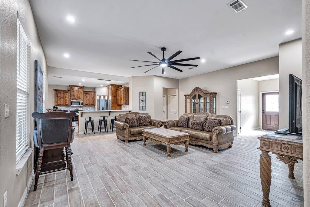 1100 Osprey Dr – photo 5