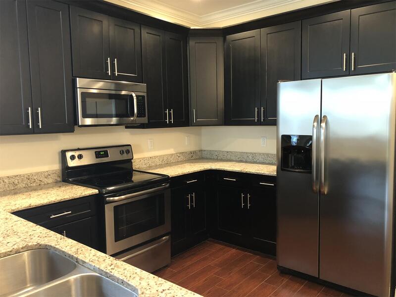 2553 South Mills Avenue – photo 3