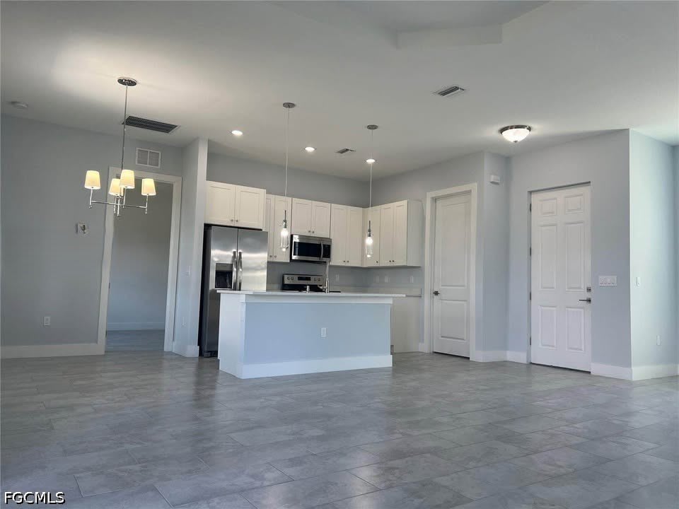 1133 Leader Street – photo 5