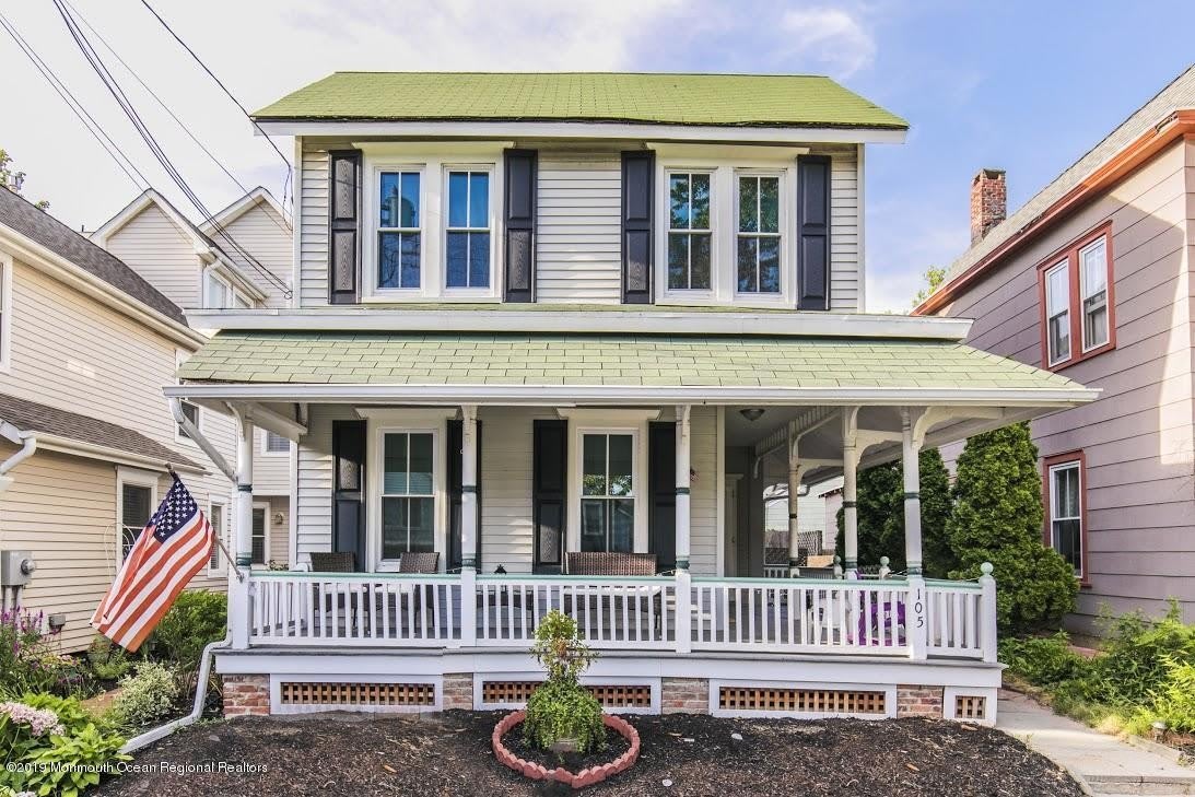105 Webb Avenue – photo 1