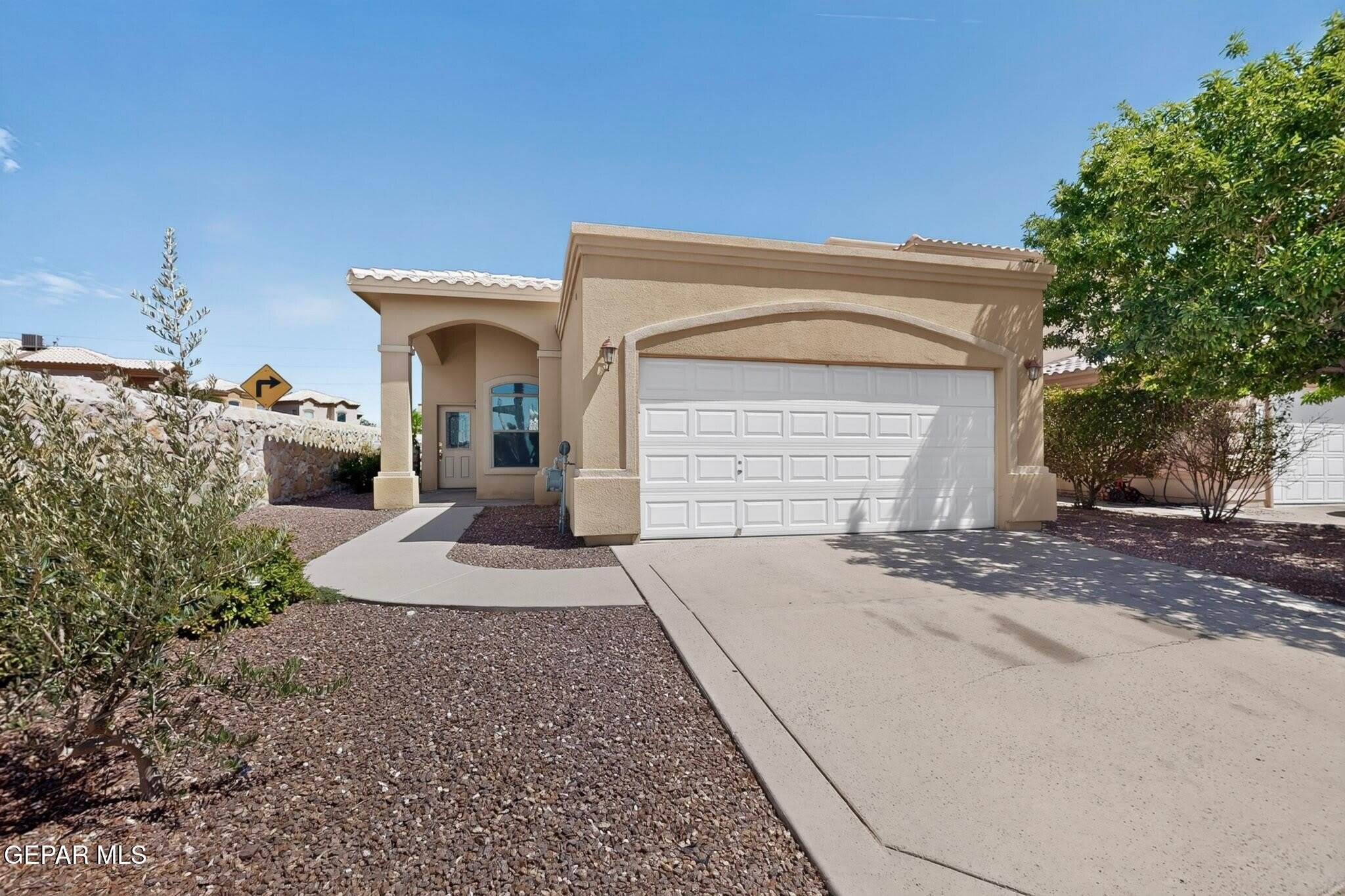 11583 SAINT MARTIN Way – photo 2