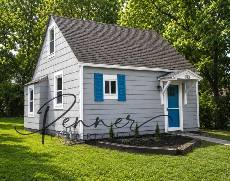 2406 S LEE'S SUMMIT RD – photo 1
