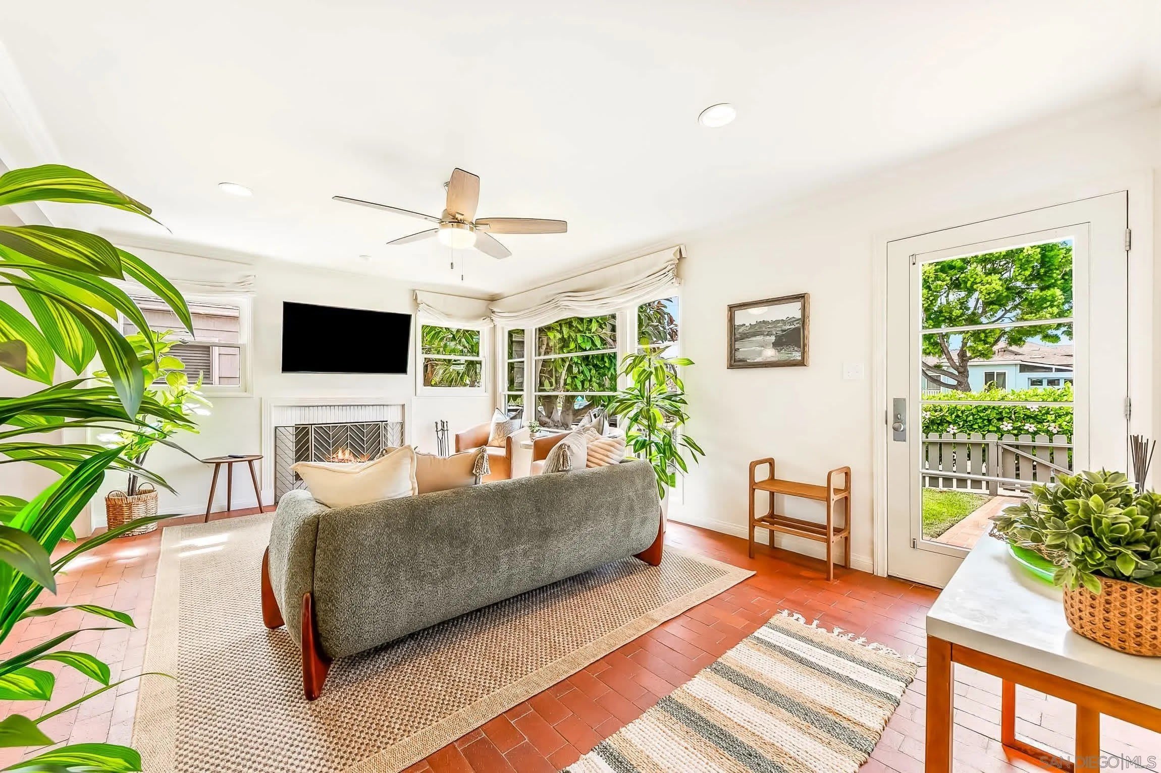 723 Arenas – photo 5