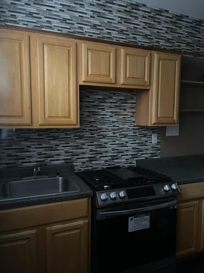 4123 East Roosevelt Boulevard – photo 2