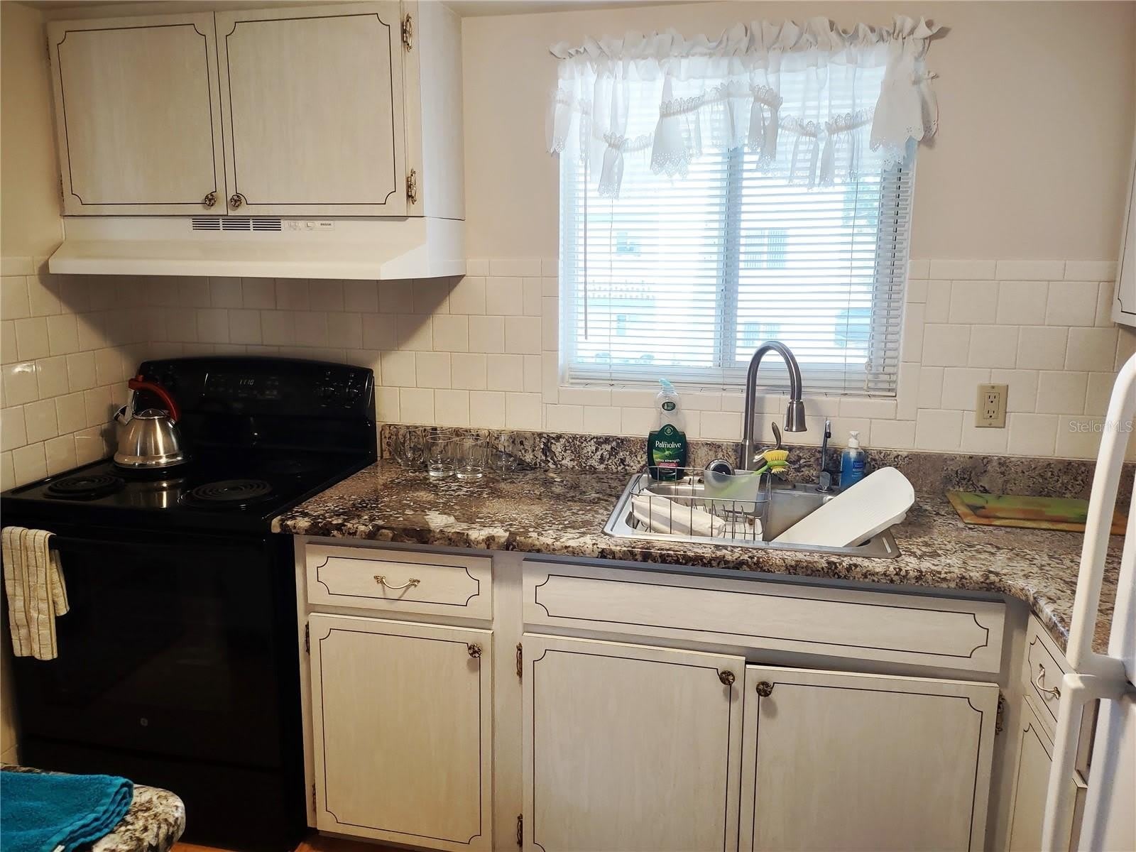 1815 SUNNY Drive – photo 5