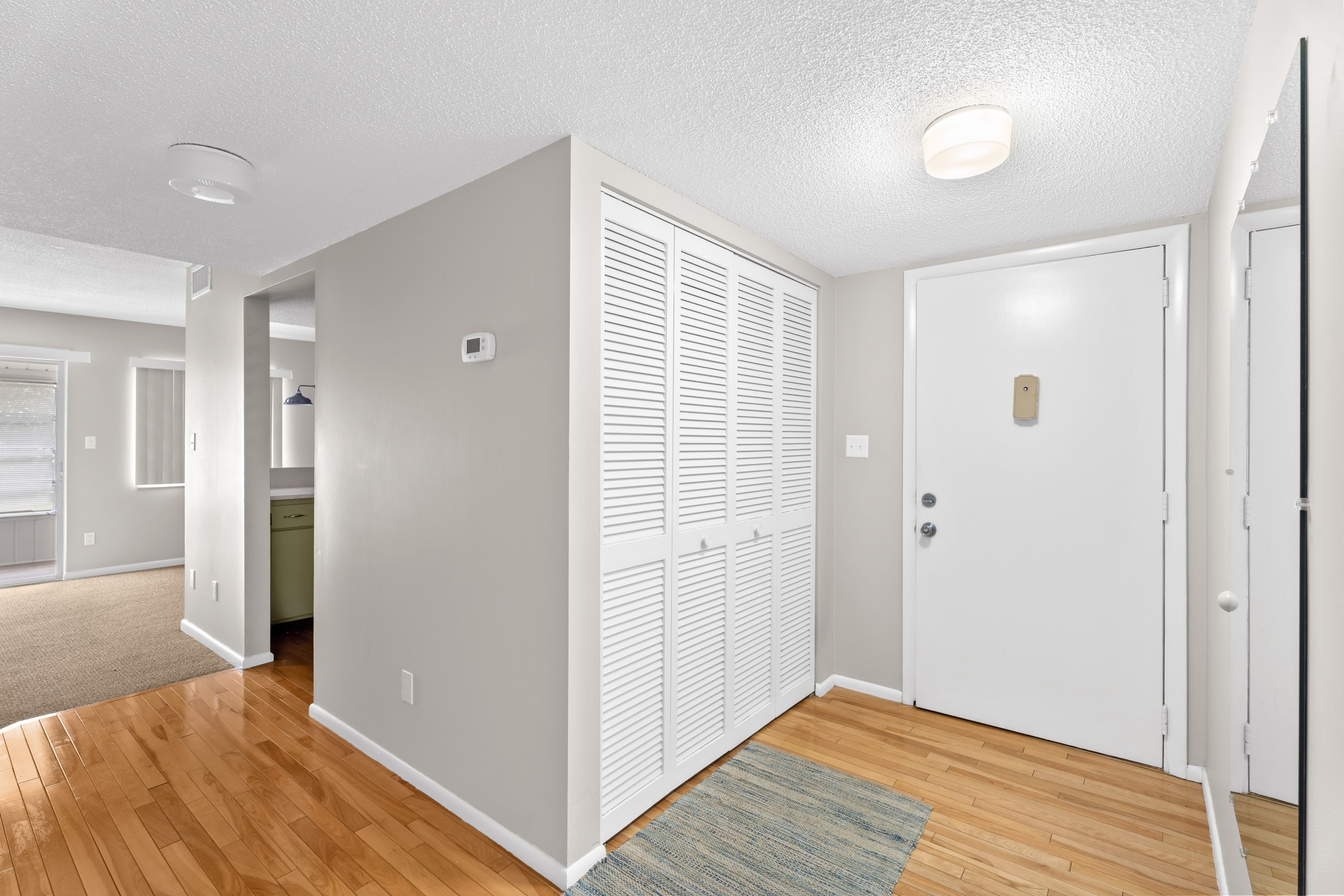 543 Fairways Dr Unit B – photo 4