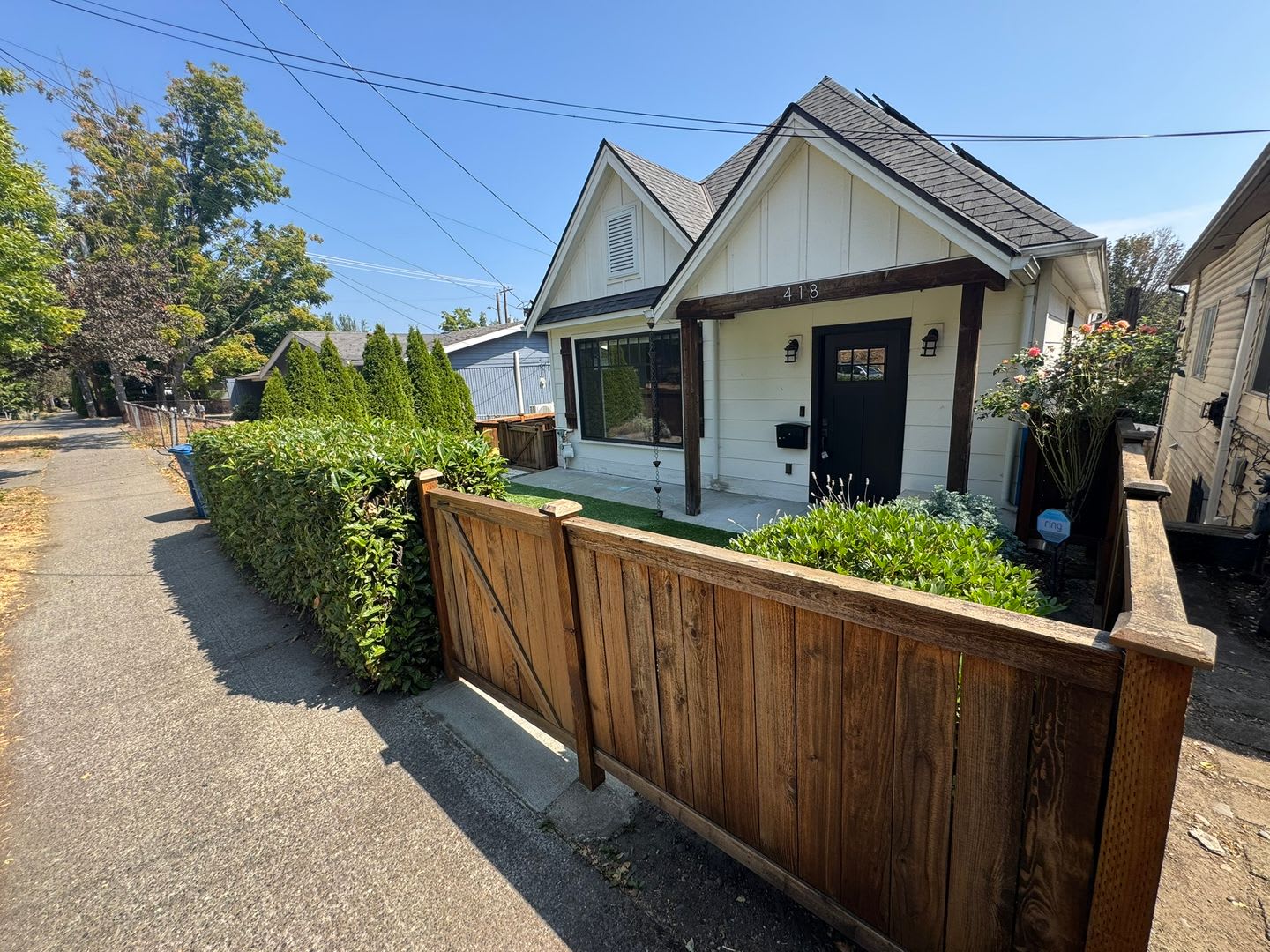 4Bd/2.5Ba Seattle Home – photo 3