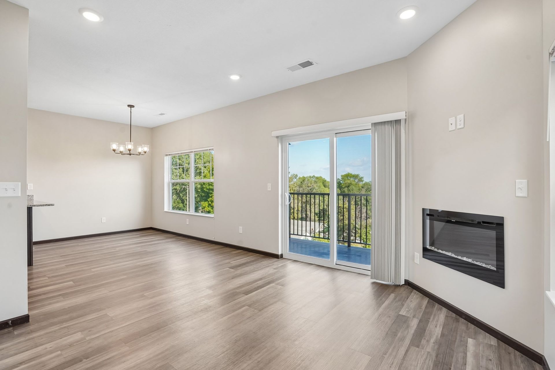 Villas Of Rivers Ridge Townhomes – photo 2