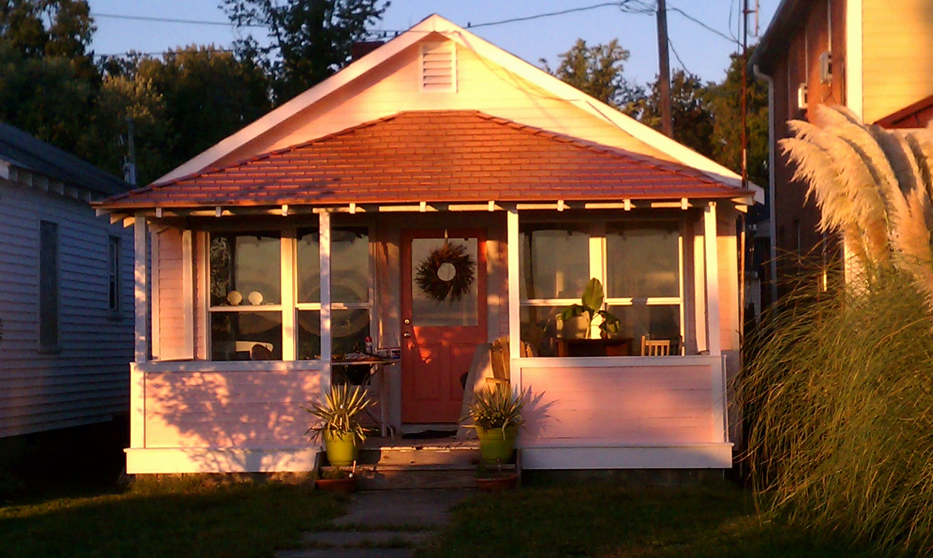 2002 Beach Ave – photo 1