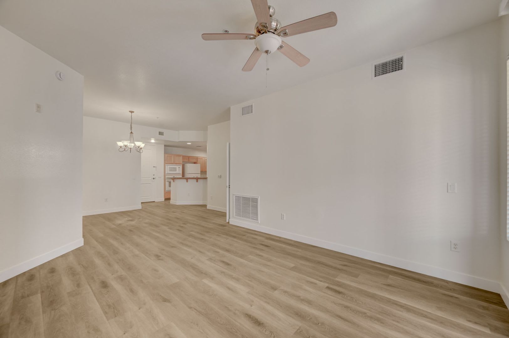 31 Agate Avenue #409 – photo 4