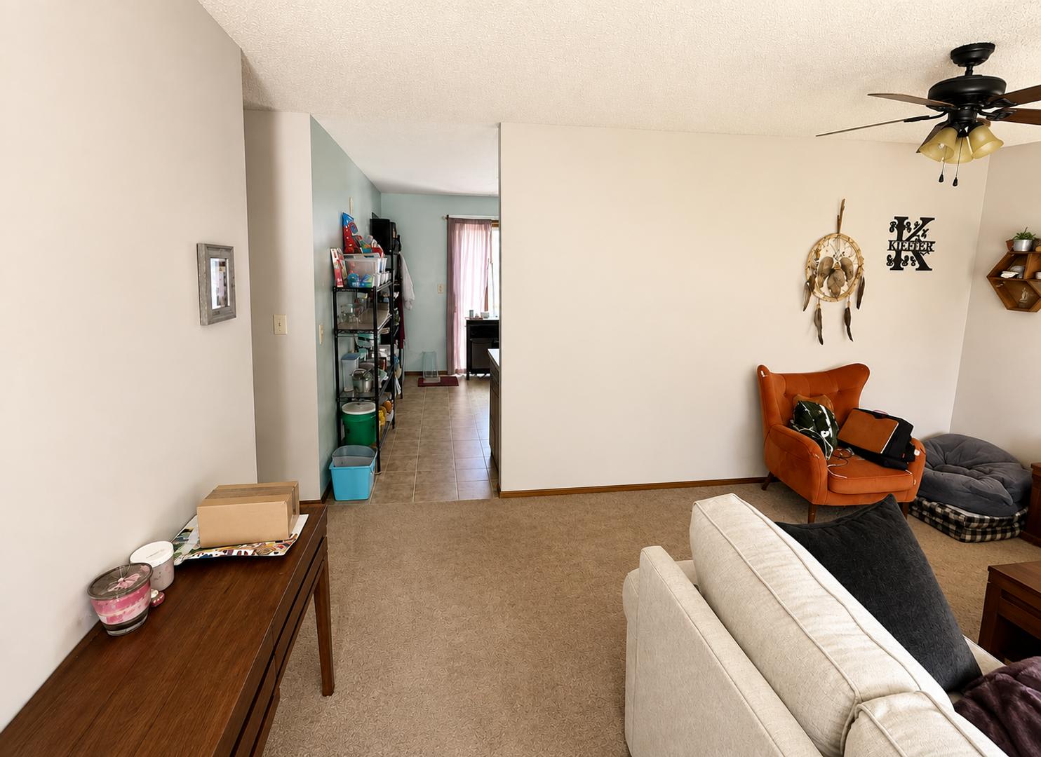 Charming 3-Bedroom Home on Quiet Cul-de-Sac with NEW Flooring & Fenced Yard – Available October 1! – photo 2
