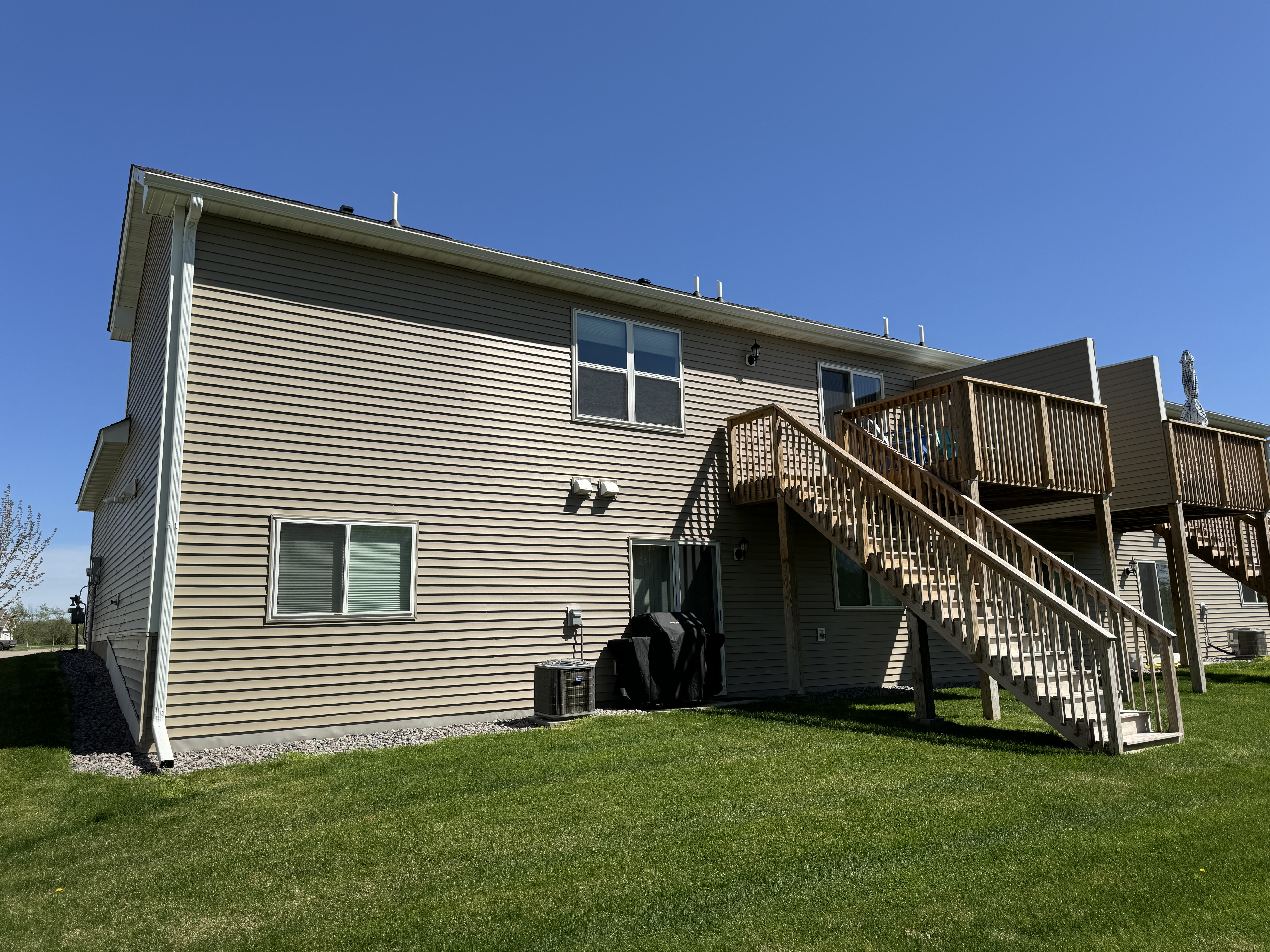 1038 White Tail Ln – photo 2