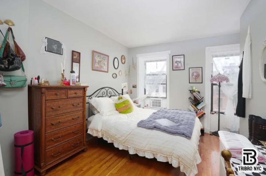 626 Willoughby Ave – photo 5