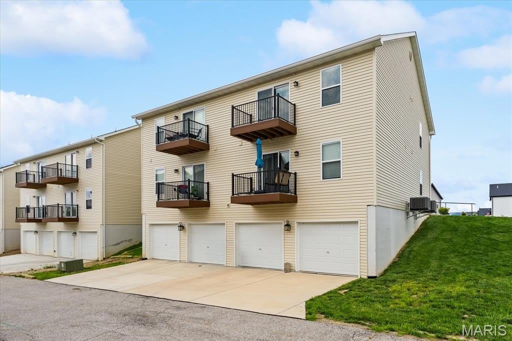 704 Harbor Woods Drive – photo 2
