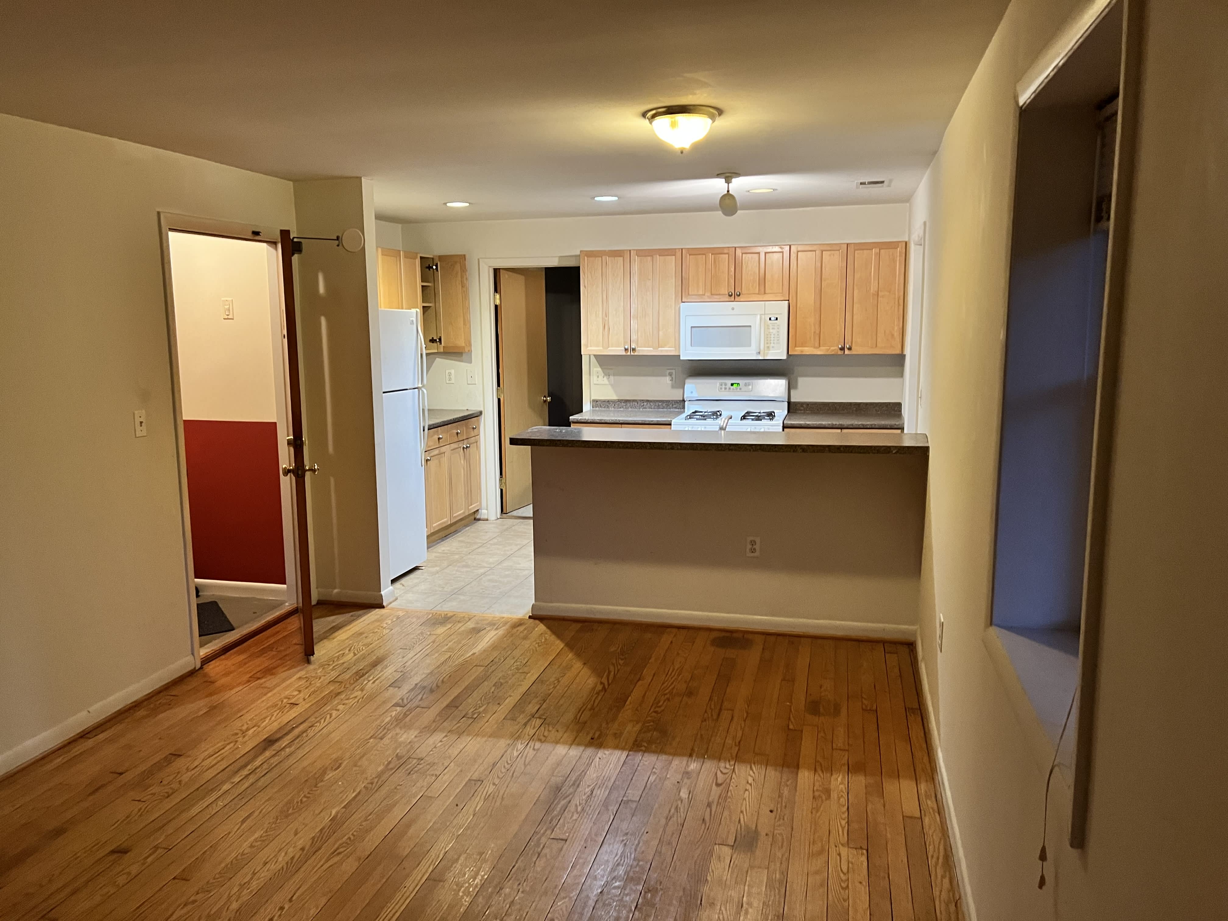 805 Houston Ave – photo 1