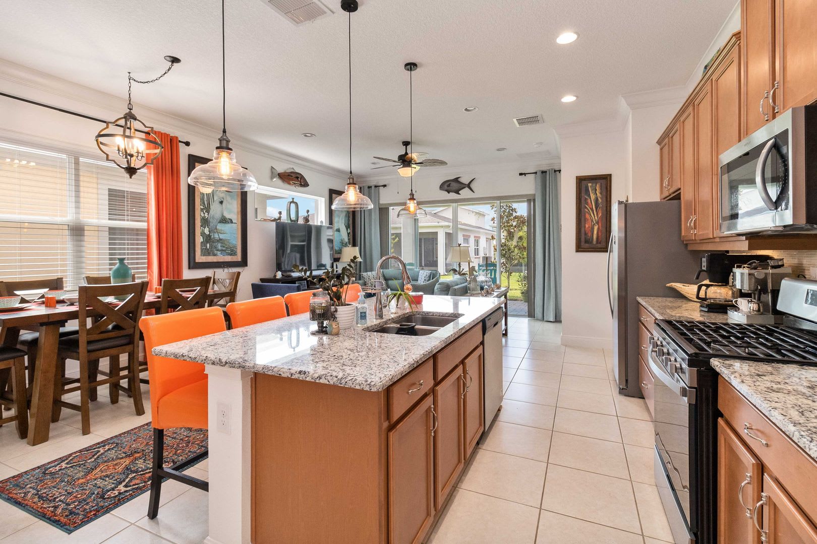 2557 Yellow Brick Rd – photo 3