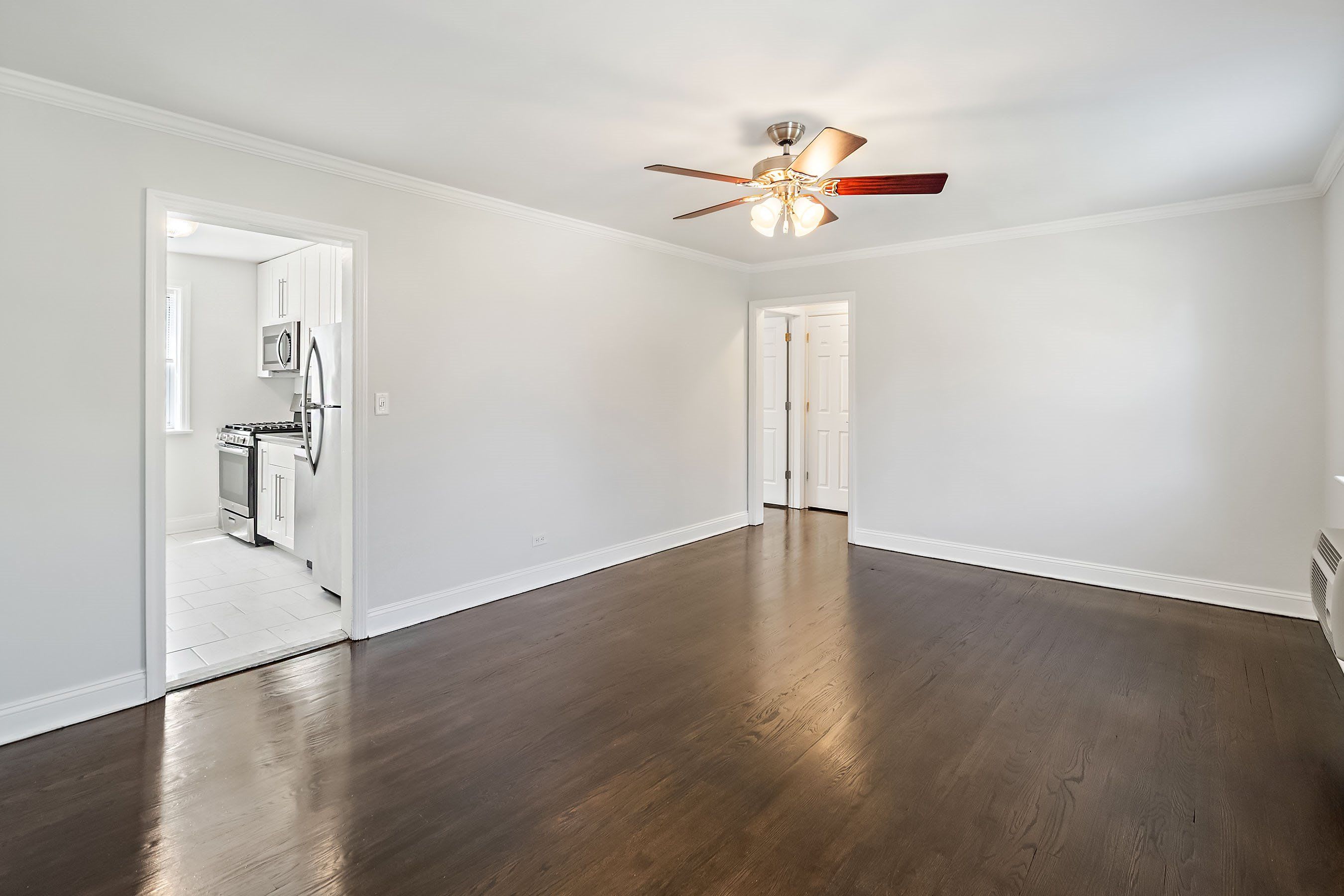 Mary Ann Apts – photo 5