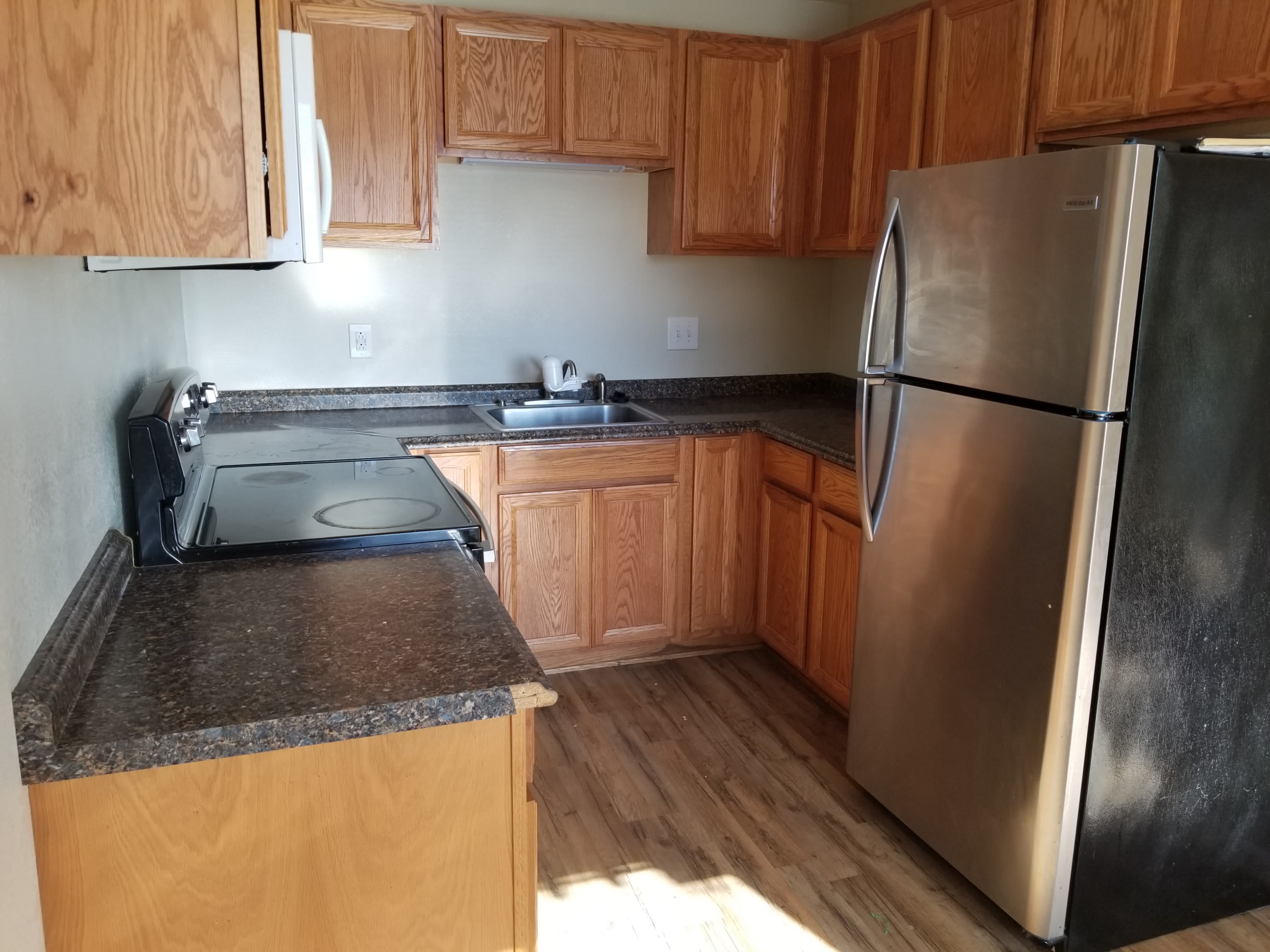 146 Maher Ct – photo 4