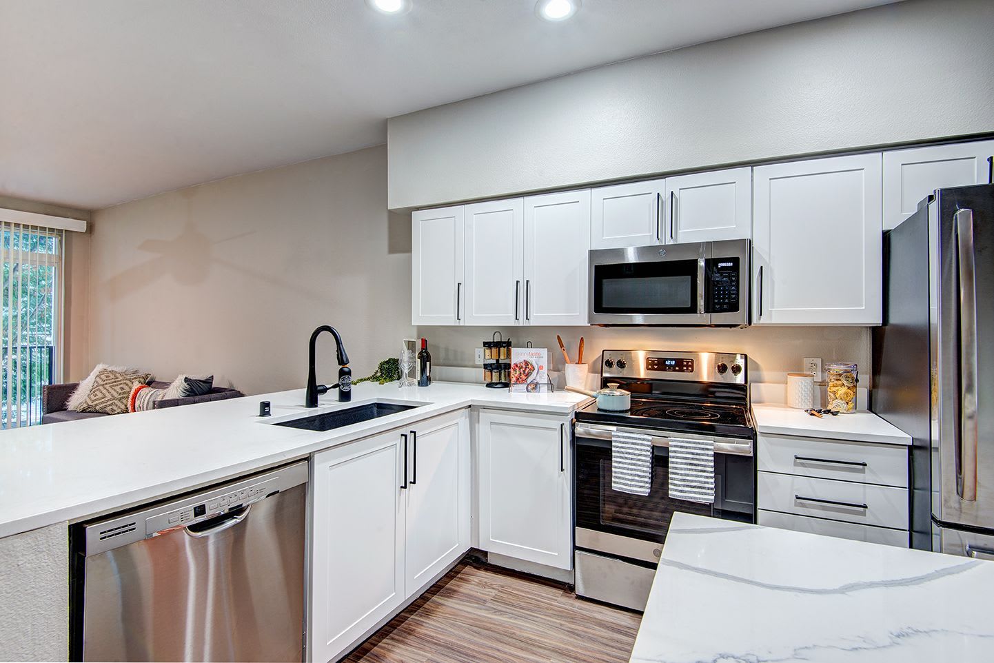 Avignon Townhomes – photo 4