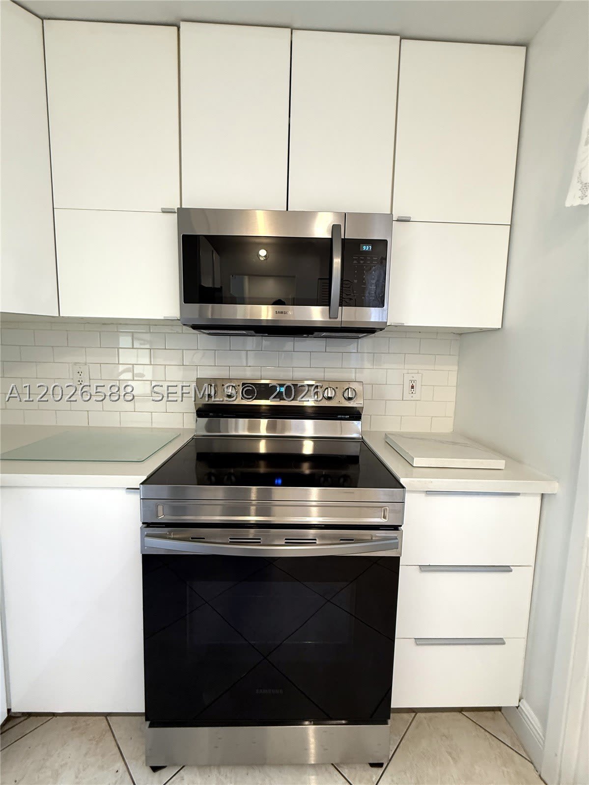 300 NE 14th Ave – photo 5