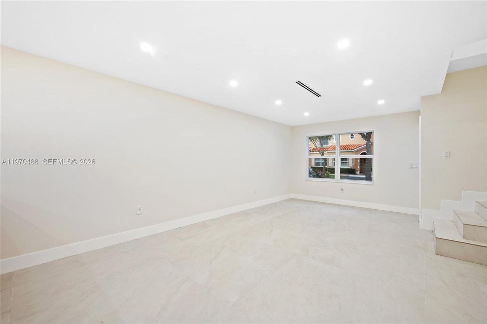 8511 NW 141st Terrace 405, Miami Lakes, FL 33016 – photo 5