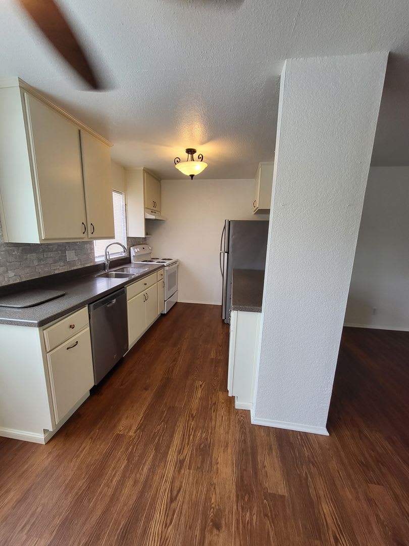 Central location and great price – photo 1