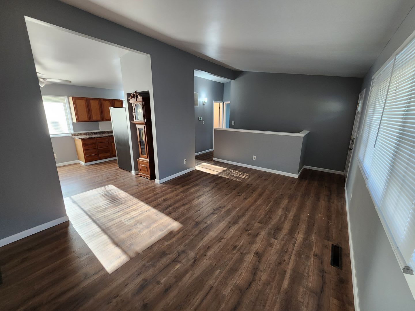 Updated 4Br 1 5Bth Ranch Style Home With Garage And Walkout Finished Basement – photo 4