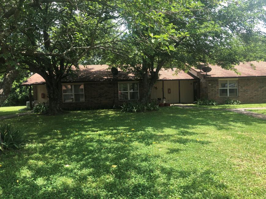 709 West Witt St. – photo 4