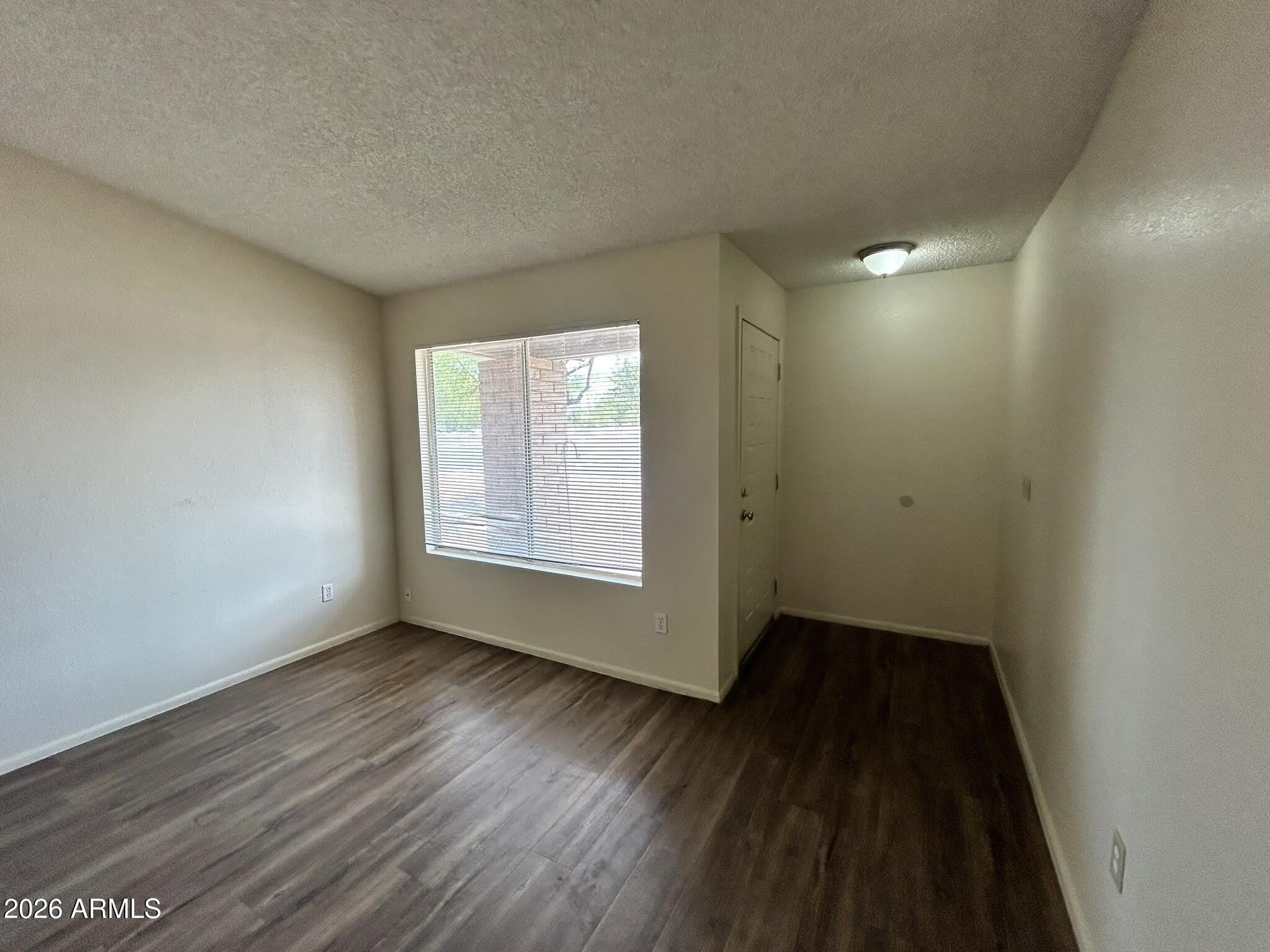 3226 N SYCAMORE Place – photo 4