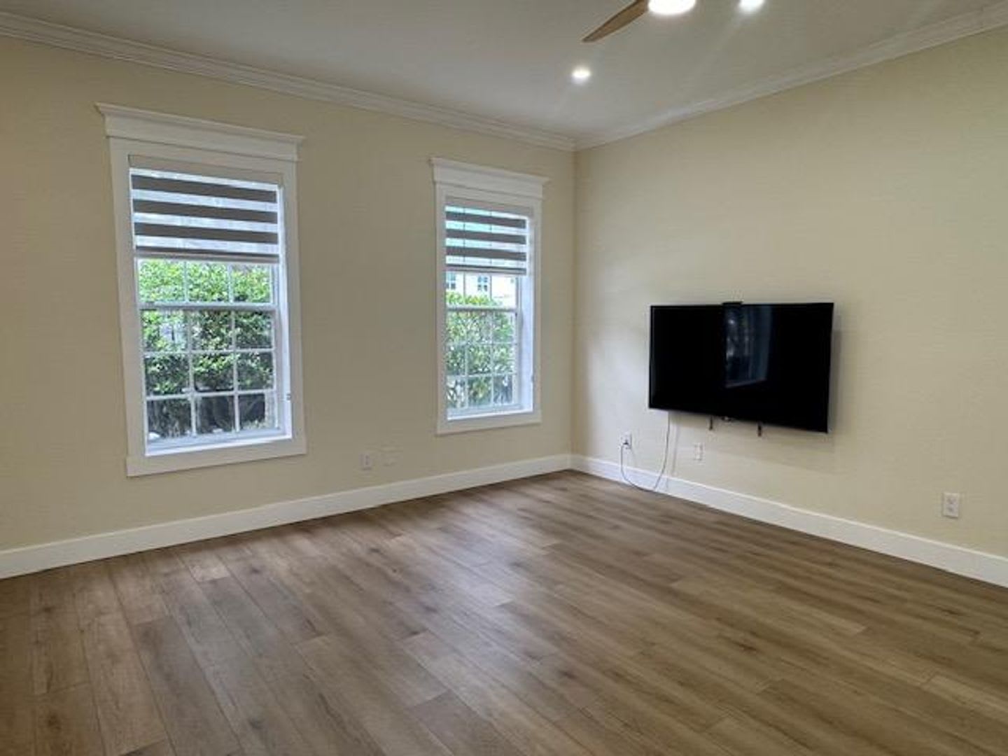 4 Bedroom fully renovated Townhome in the Main Village of Celebration – photo 3