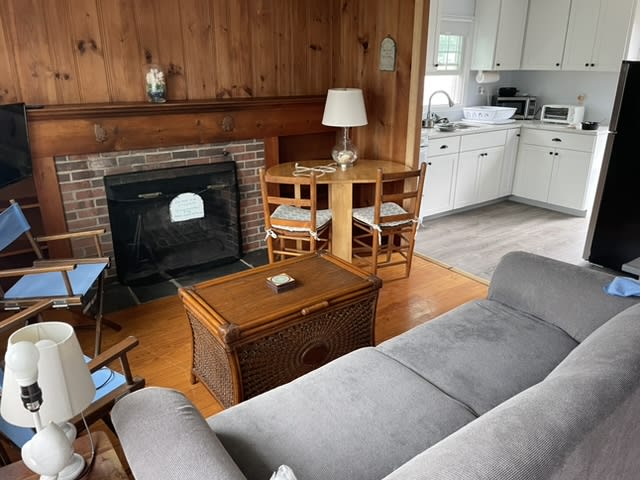 29 Almy Ave – photo 2