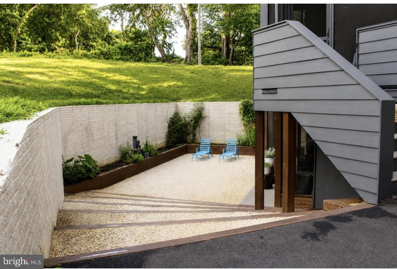 6325 JOHENSU Drive – photo 4
