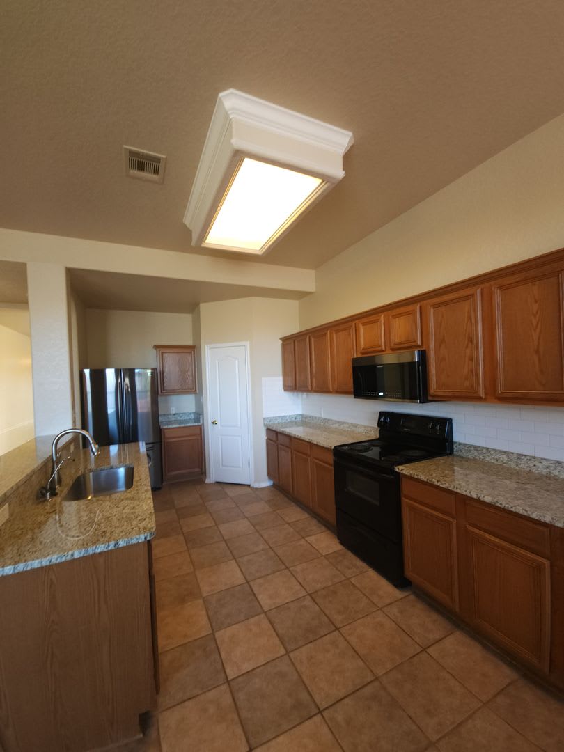 VILLAGE AT ENCINO PARK/ENCINO PARK – photo 4
