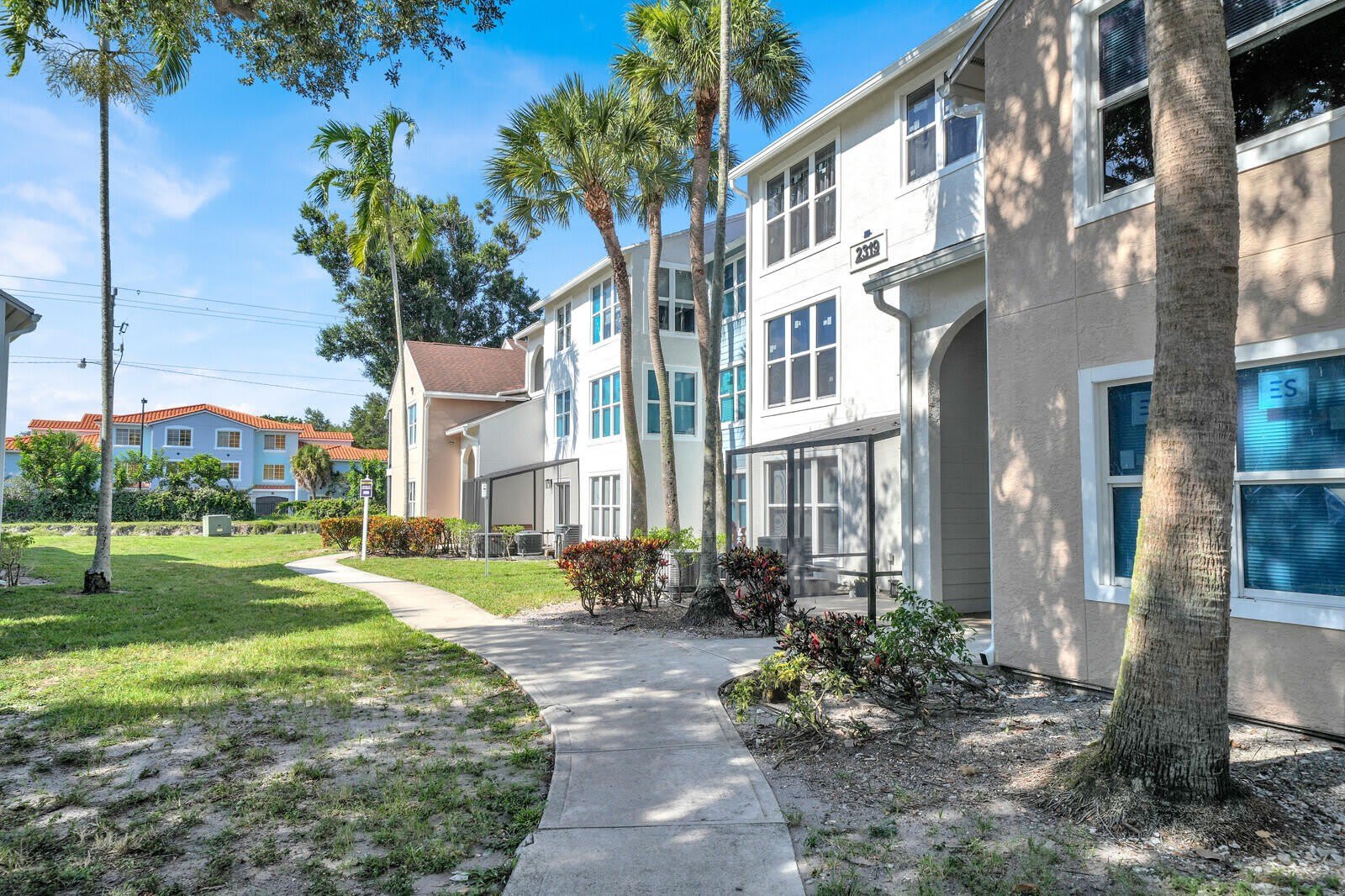 2319 N Congress Avenue – photo 1