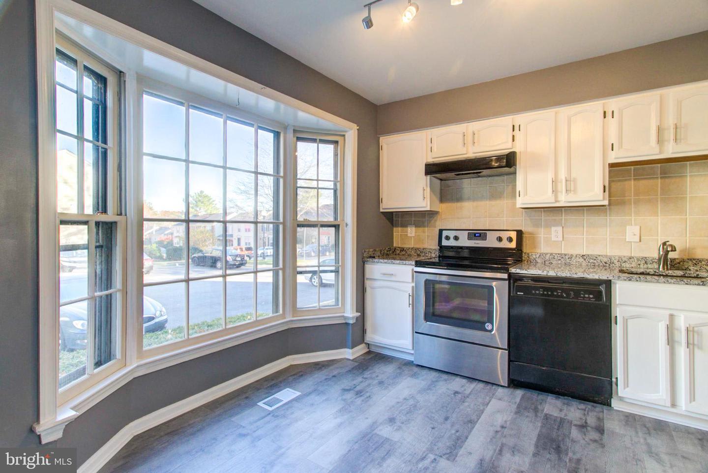 5416 New London Park Drive – photo 2