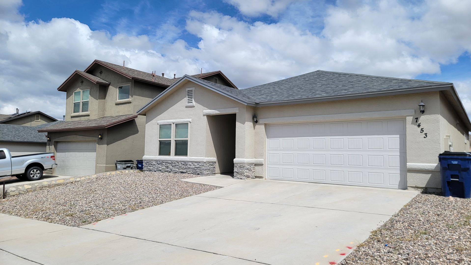 Stunning 3 Bedroom 2 5 Bathroom In West El Paso – photo 3