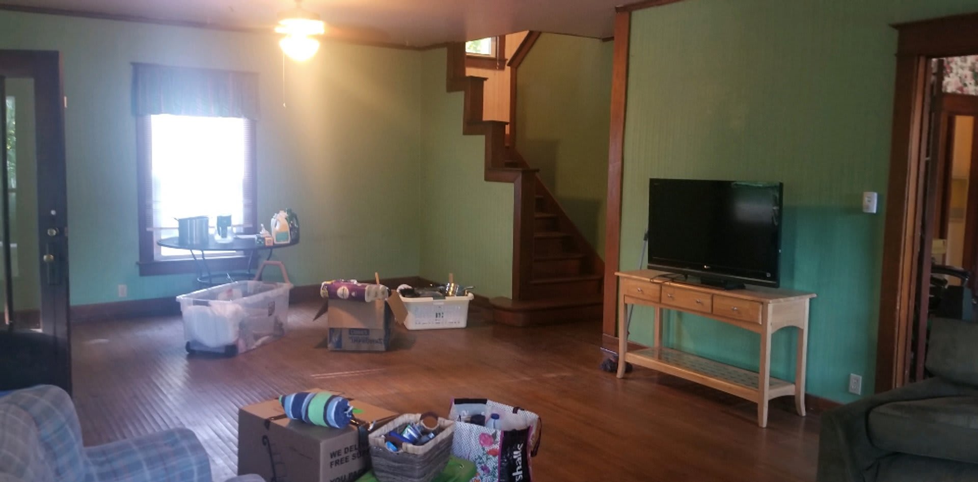 Charming 4 BD/2 BA home with large front porch behind optometry school and ELM Restaurant – photo 5