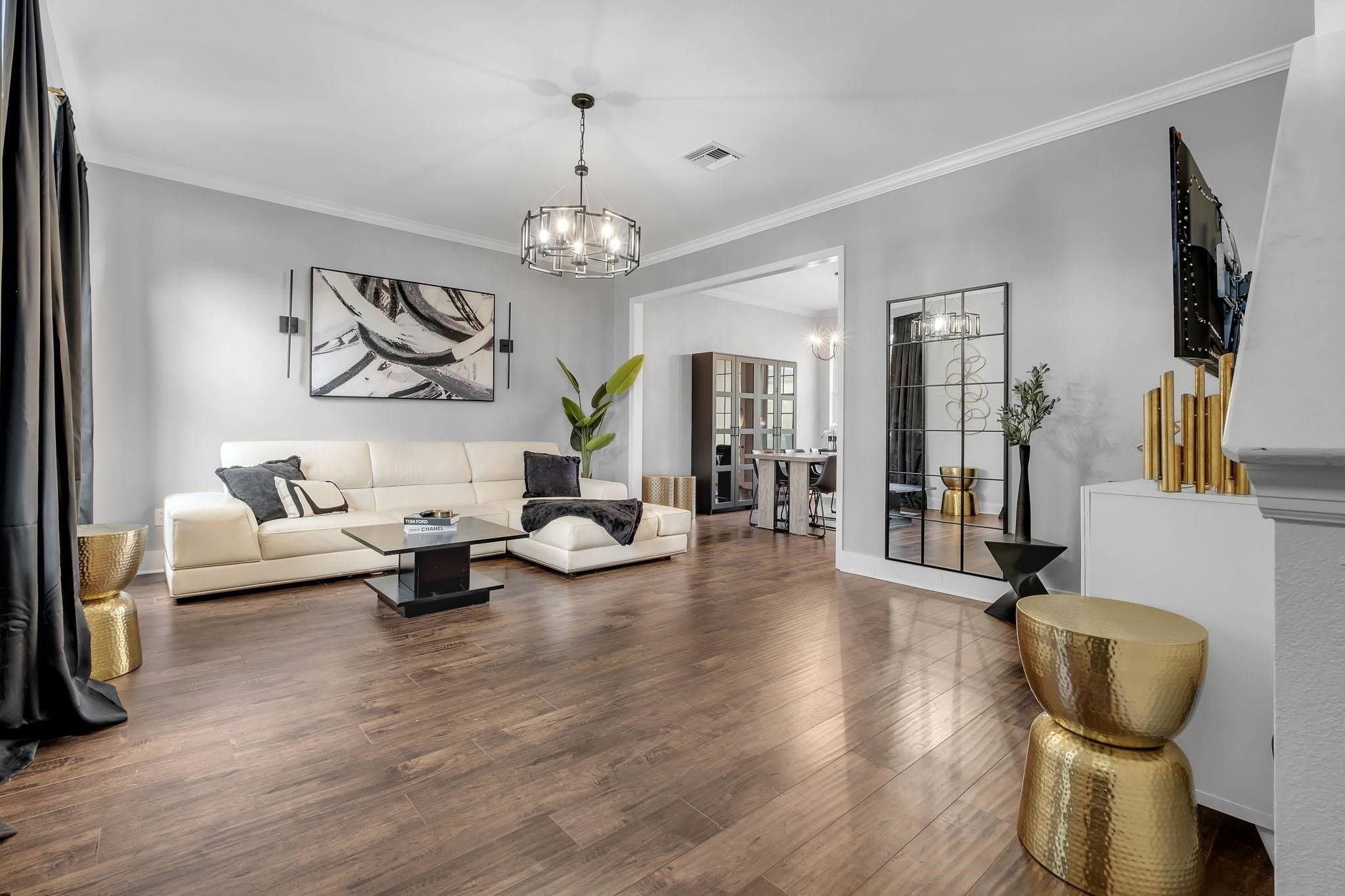 4311 Four Oaks Boulevard – photo 2